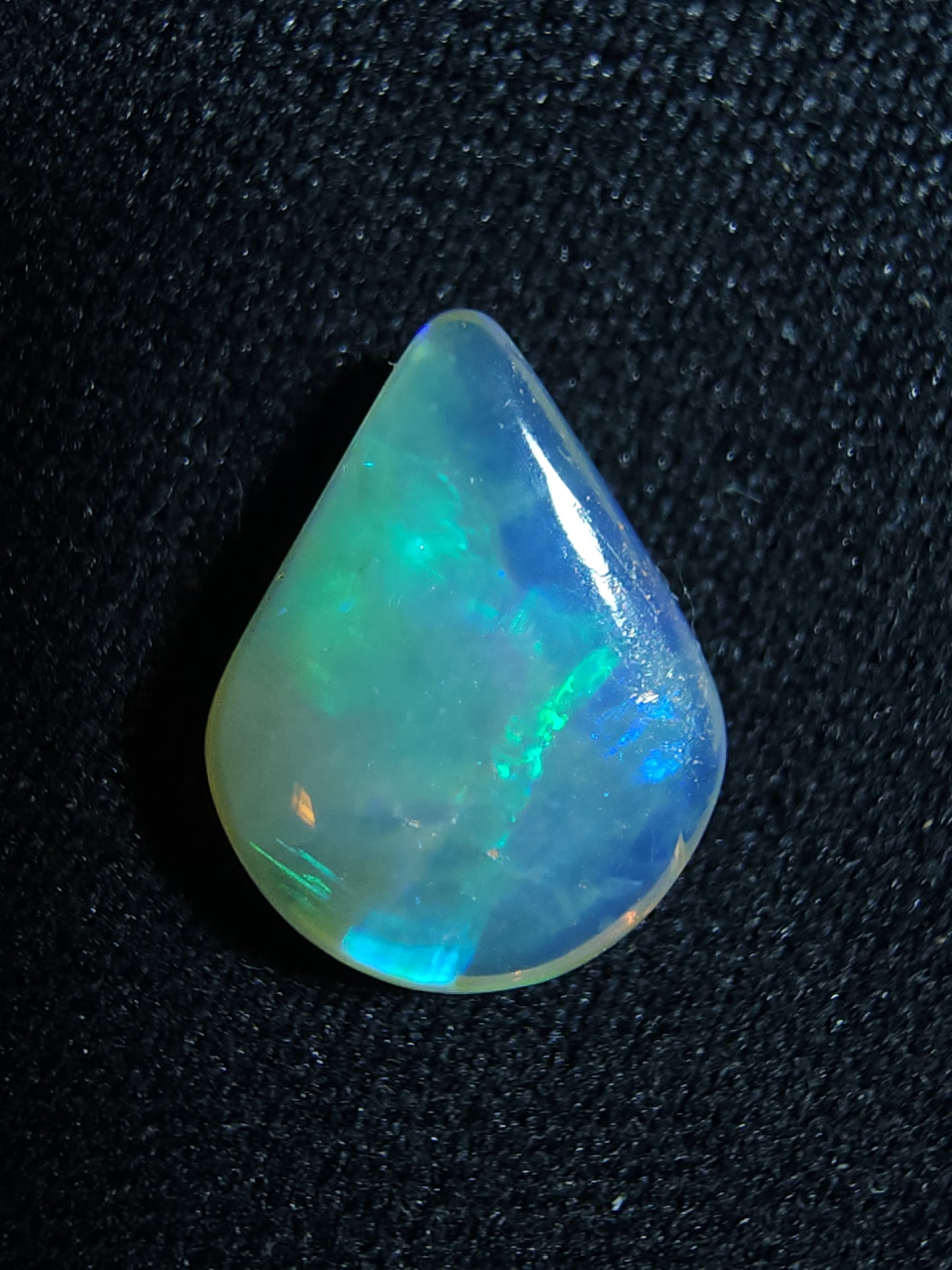 0.85c Blue & Green Ribbon - Crystal Opal - Lightning Ridge