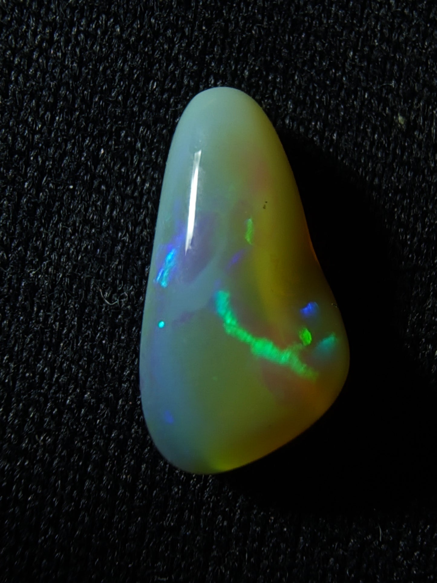 1.20c Blue and Green - Freeform Crystal Opal - Lightning Ridge