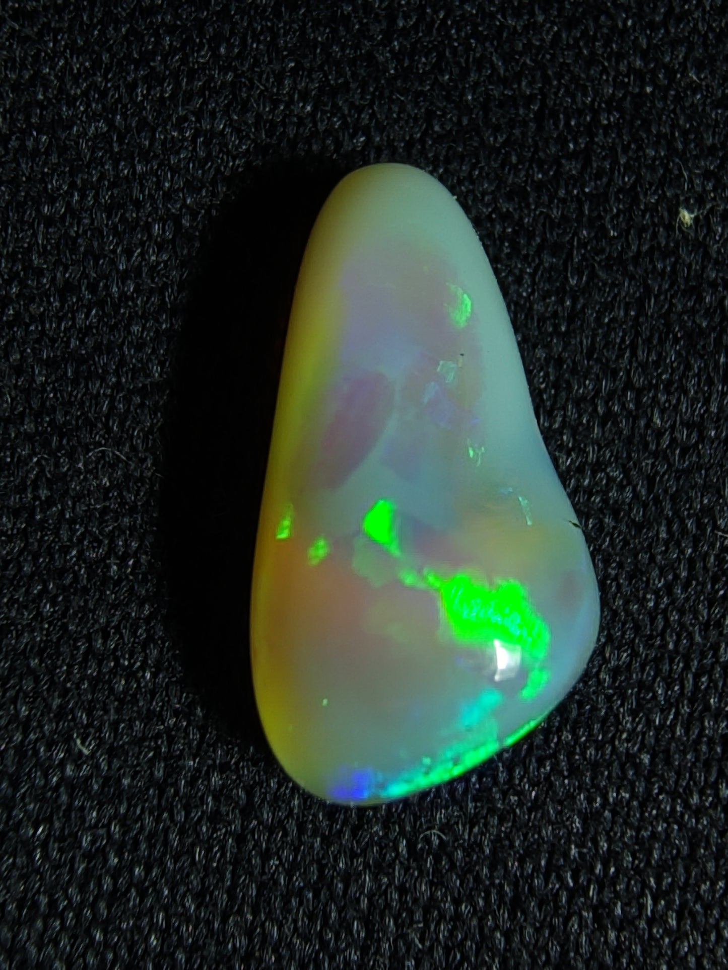 1.20c Blue and Green - Freeform Crystal Opal - Lightning Ridge