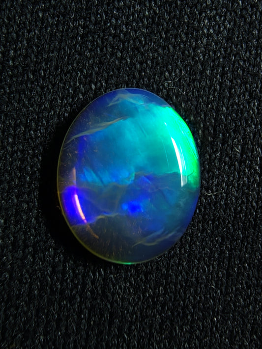 0.65ct Glowing Blue & Green - Crystal Opal - Lightning Ridge