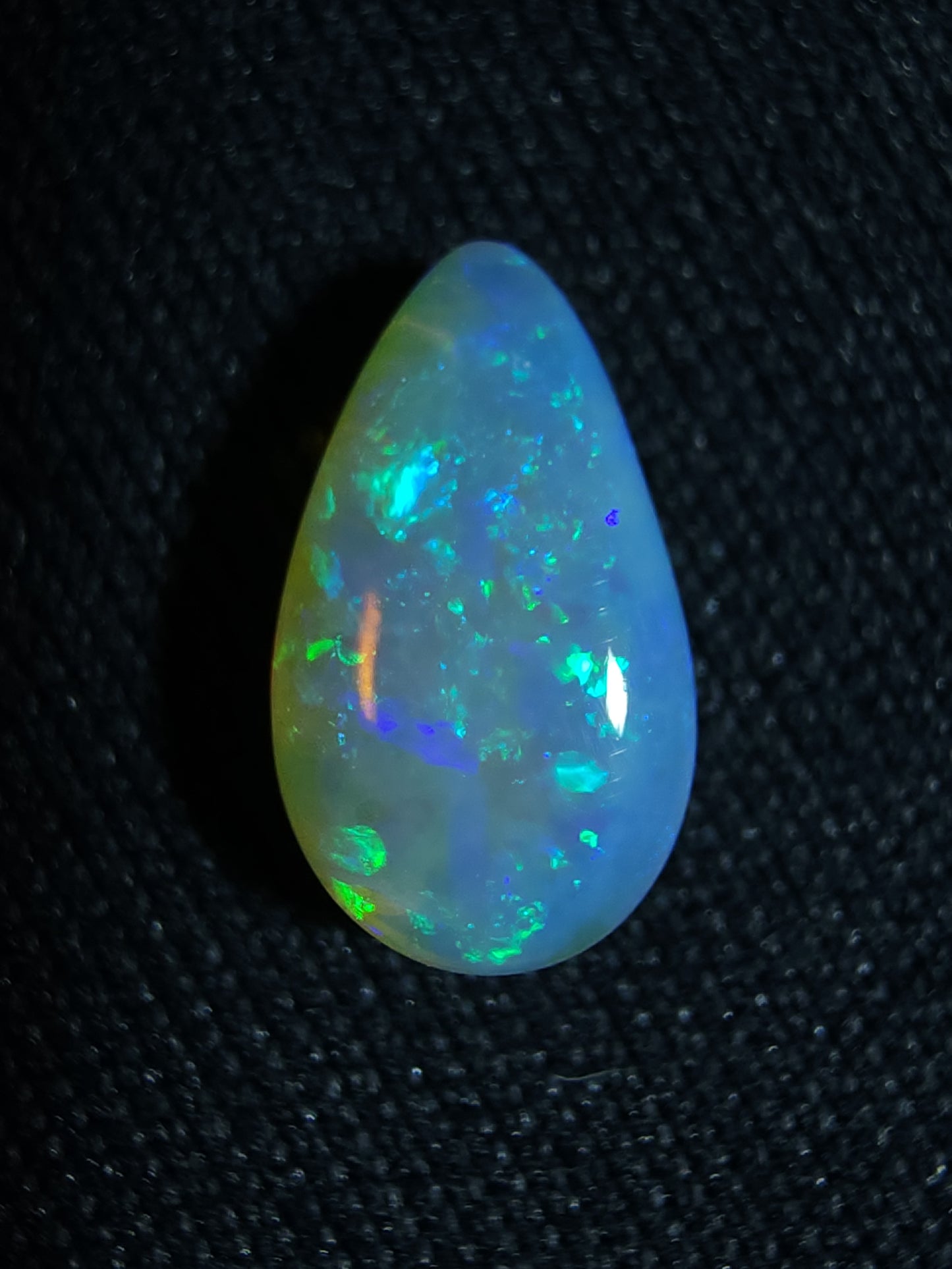 1.0c Blue and Green Pendant - Crystal Opal - Lightning Ridge