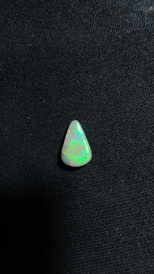 0.50ct Dark Teardrop Opal – Green & Blue Lightning Ridge