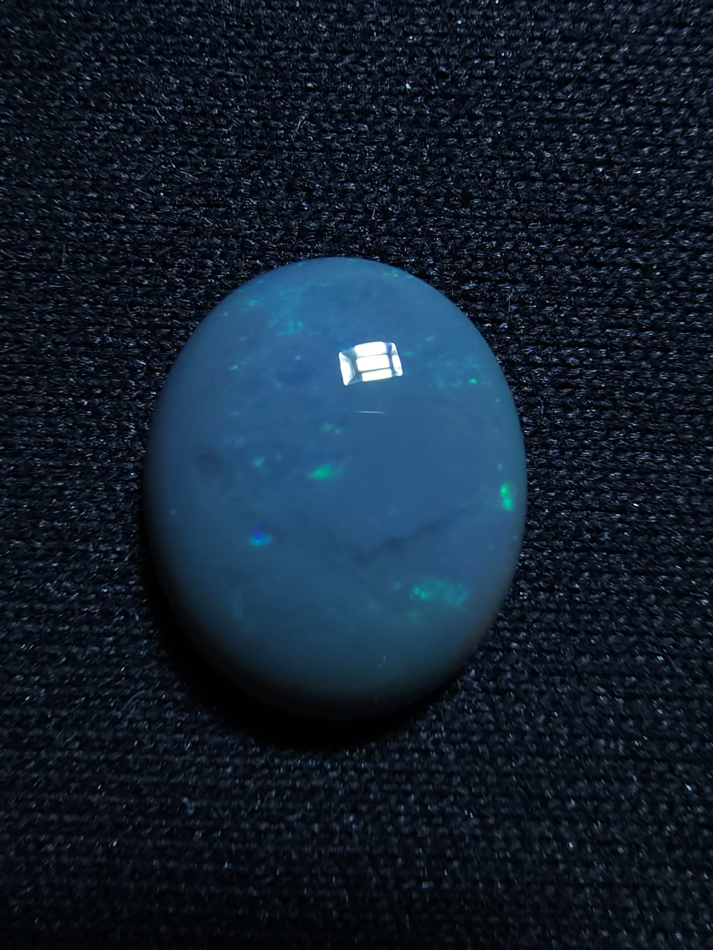 1.90ct Green & Blue Soft Spark - Lightning Ridge Dark Opal