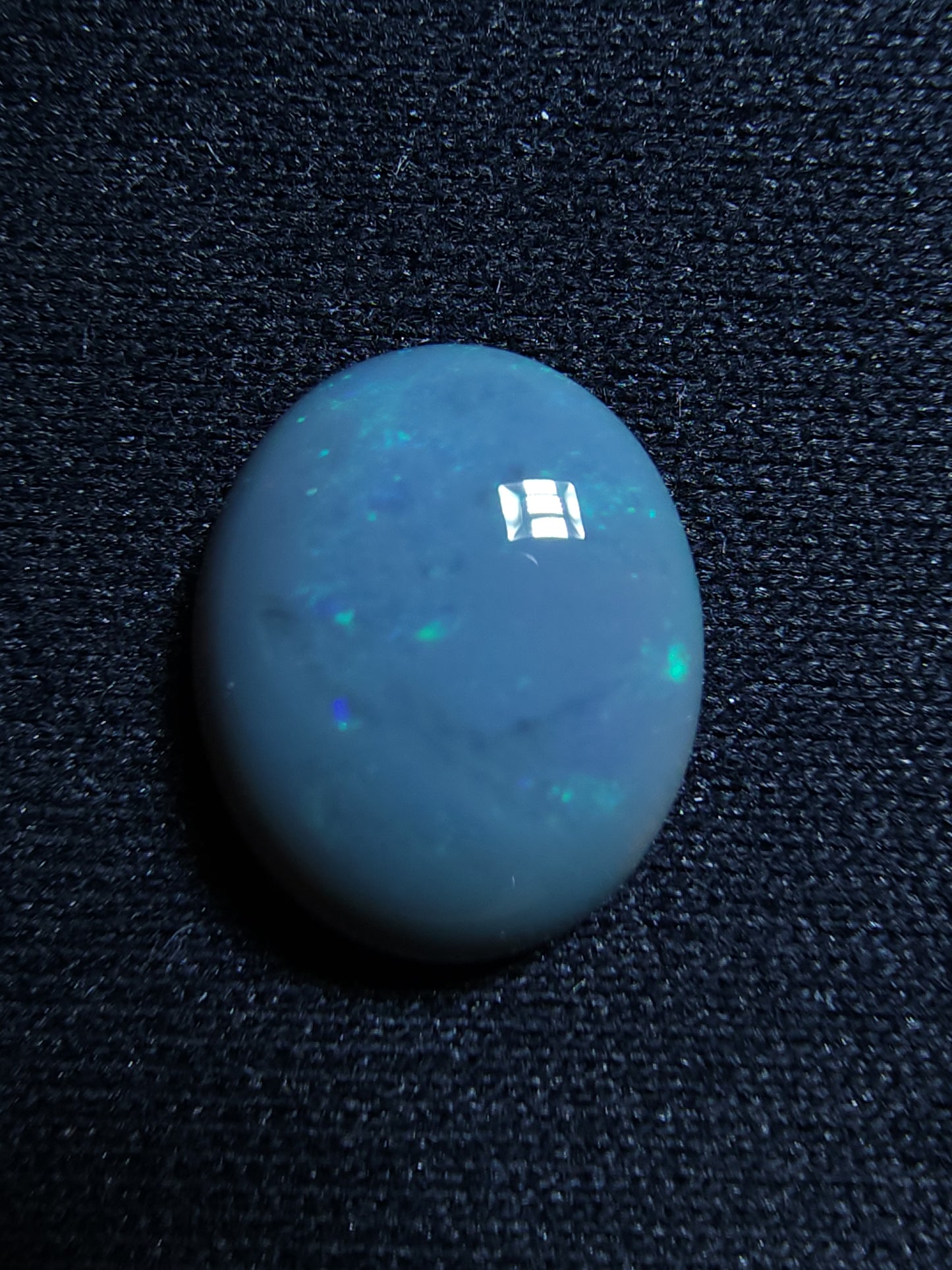 1.90ct Green & Blue Soft Spark - Lightning Ridge Dark Opal