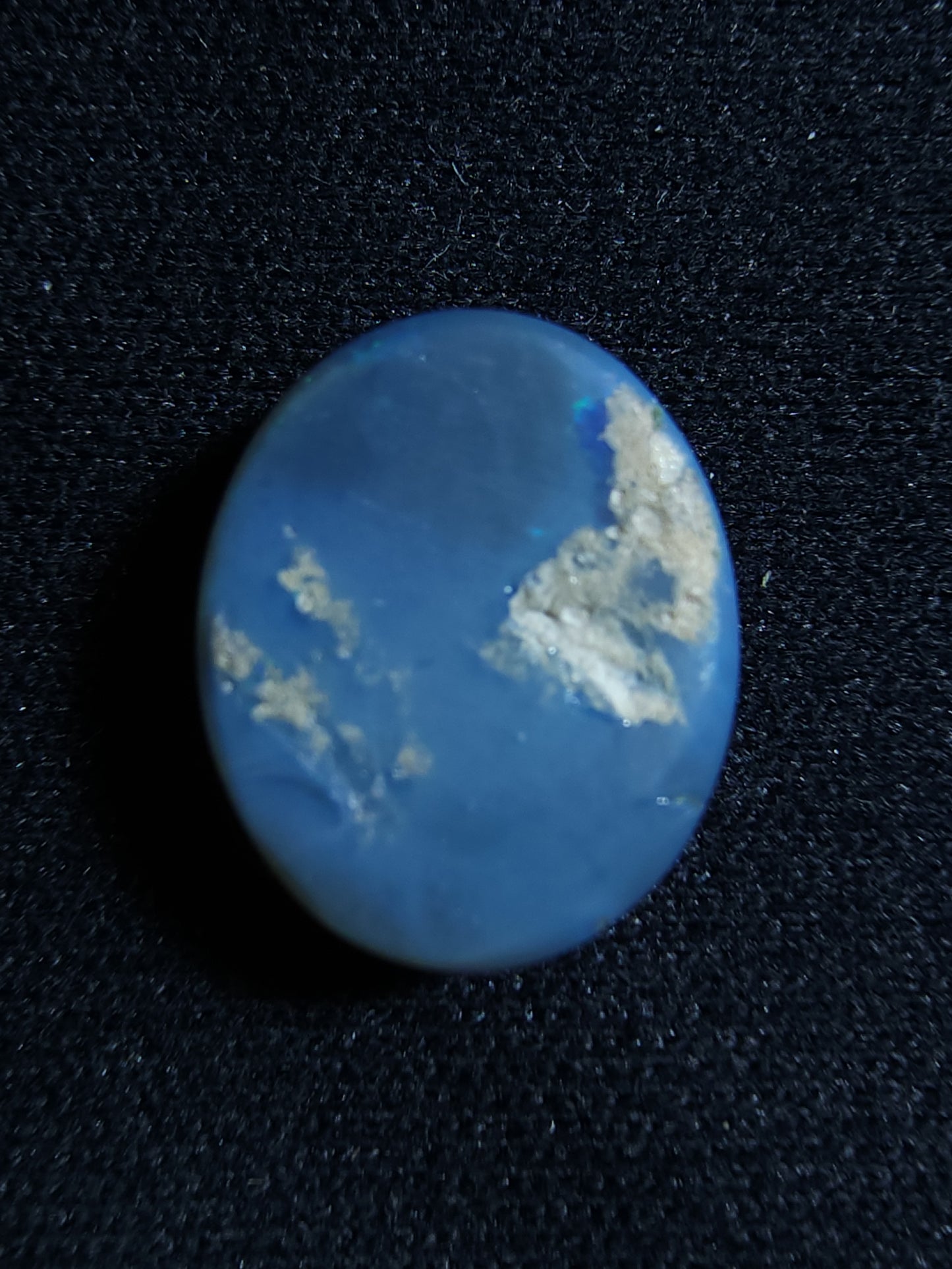 1.90ct Green & Blue Soft Spark - Lightning Ridge Dark Opal