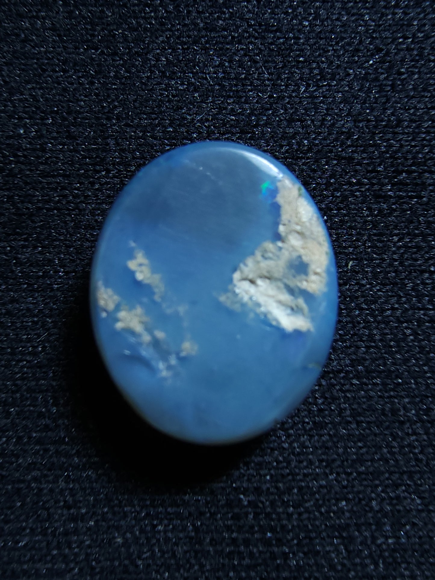 1.90ct Green & Blue Soft Spark - Lightning Ridge Dark Opal