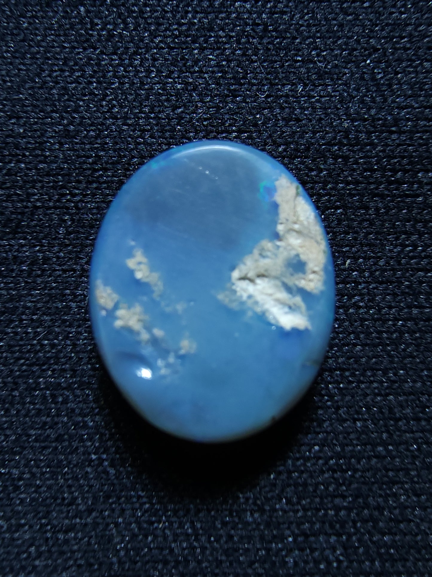 1.90ct Green & Blue Soft Spark - Lightning Ridge Dark Opal