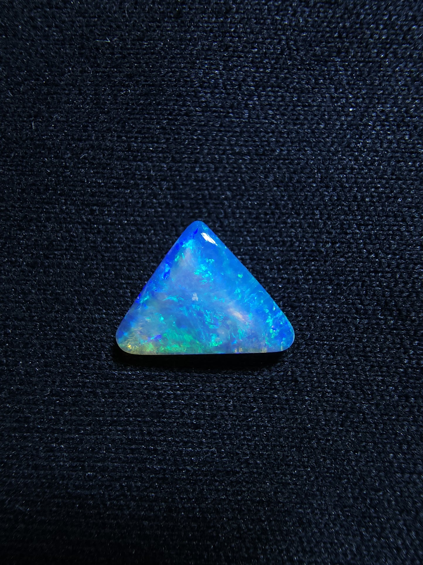 Triangular Crystal Opal – 0.70ct Lightning Ridge