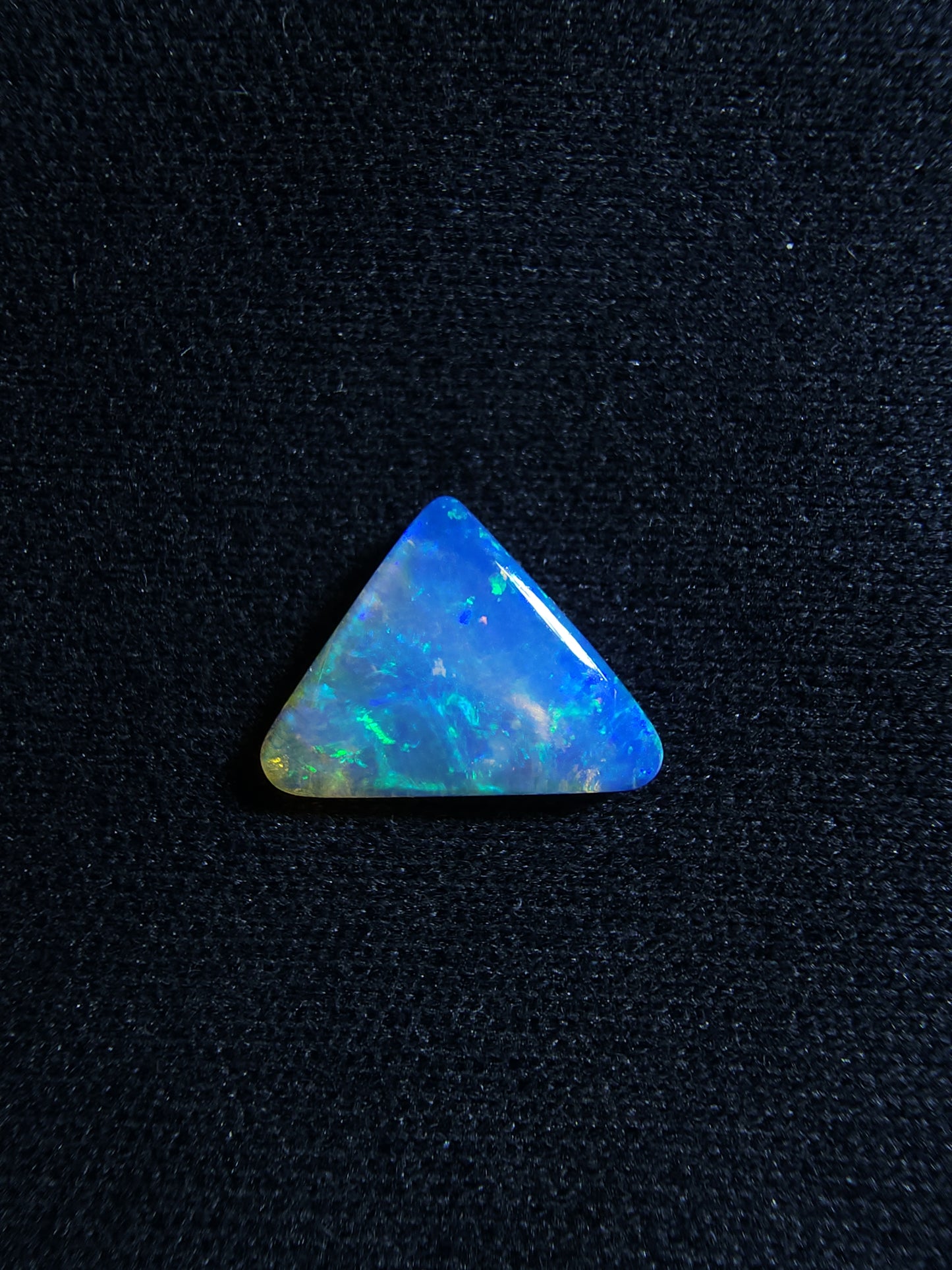 Triangular Crystal Opal – 0.70ct Lightning Ridge