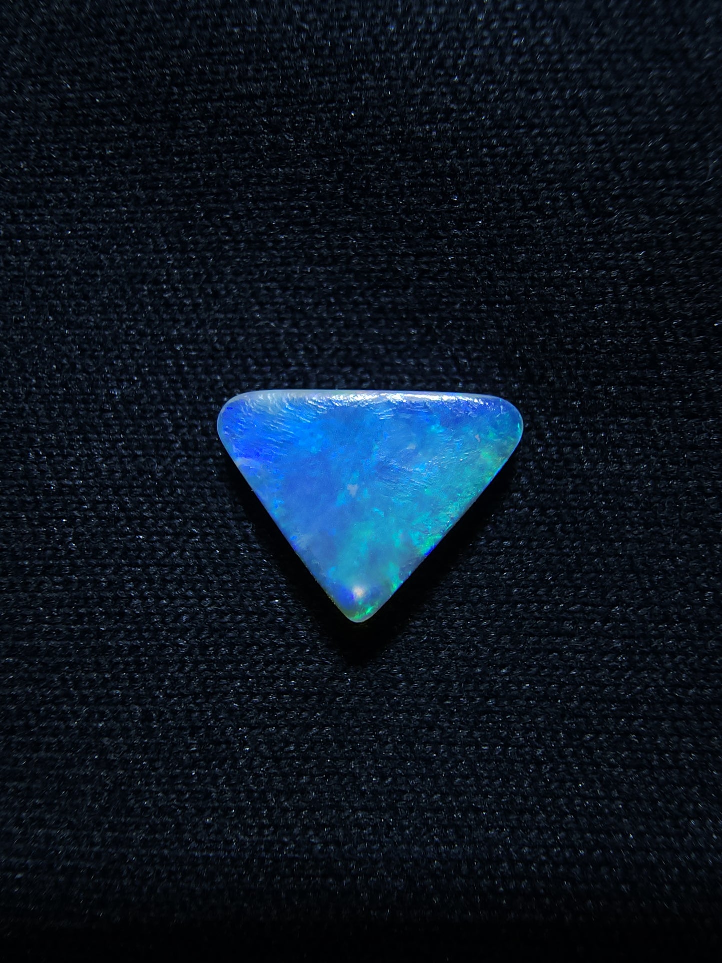Triangular Crystal Opal – 0.70ct Lightning Ridge