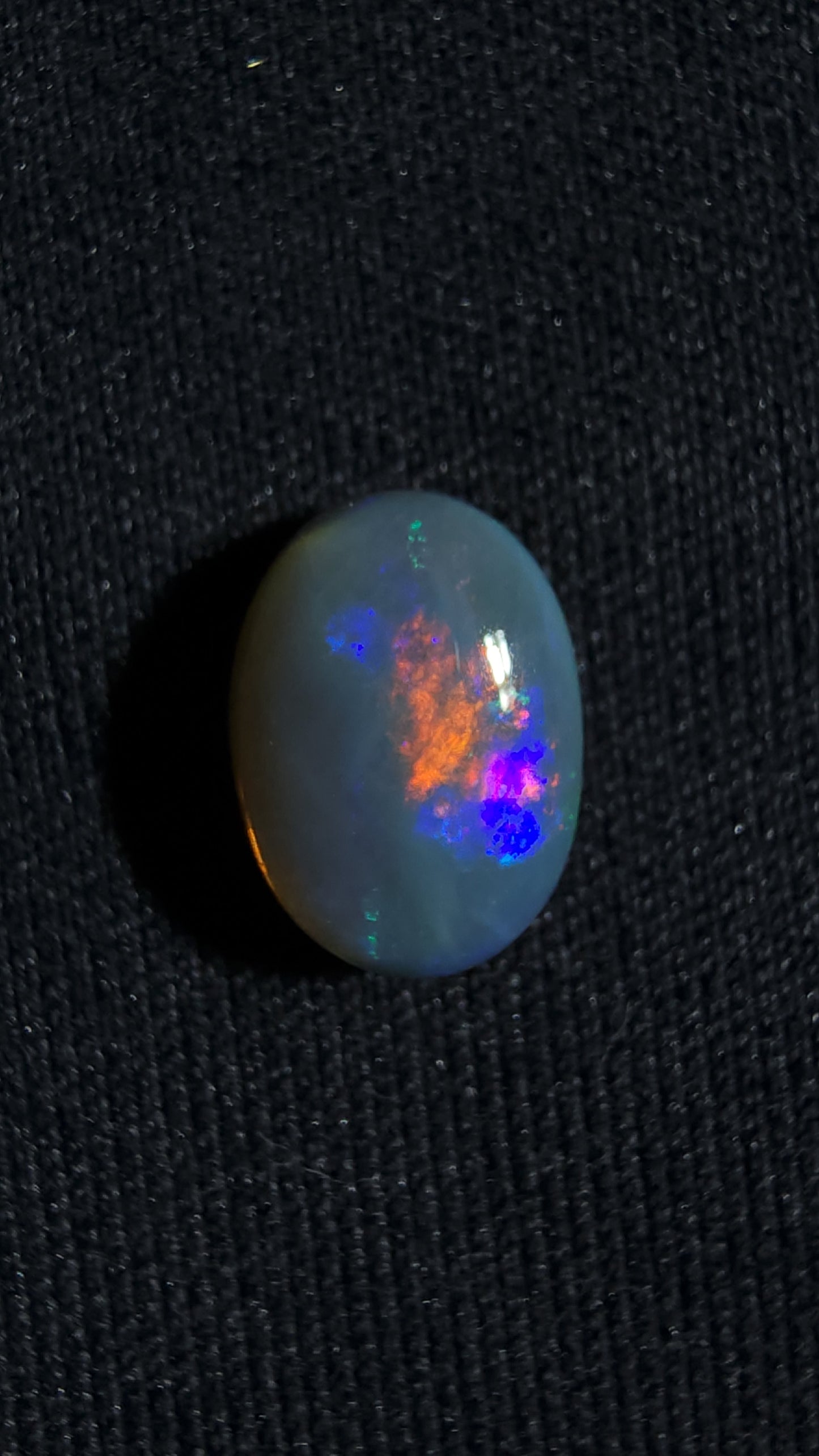 1.55cts Blood Red Flash, Dark Base - Lightning Ridge Solid Opal
