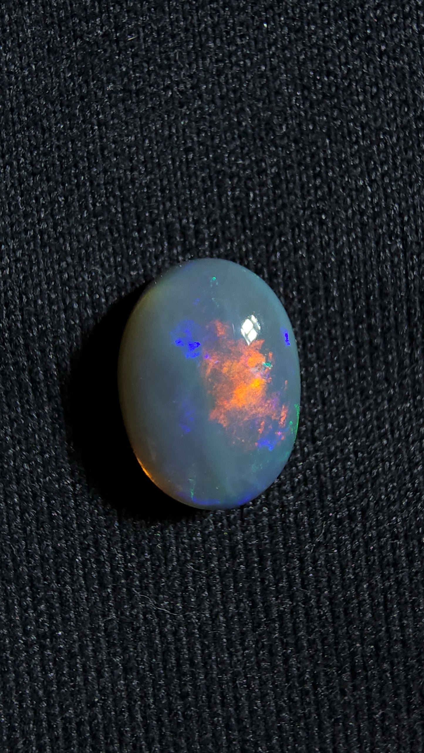 1.55cts Blood Red Flash, Dark Base - Lightning Ridge Solid Opal