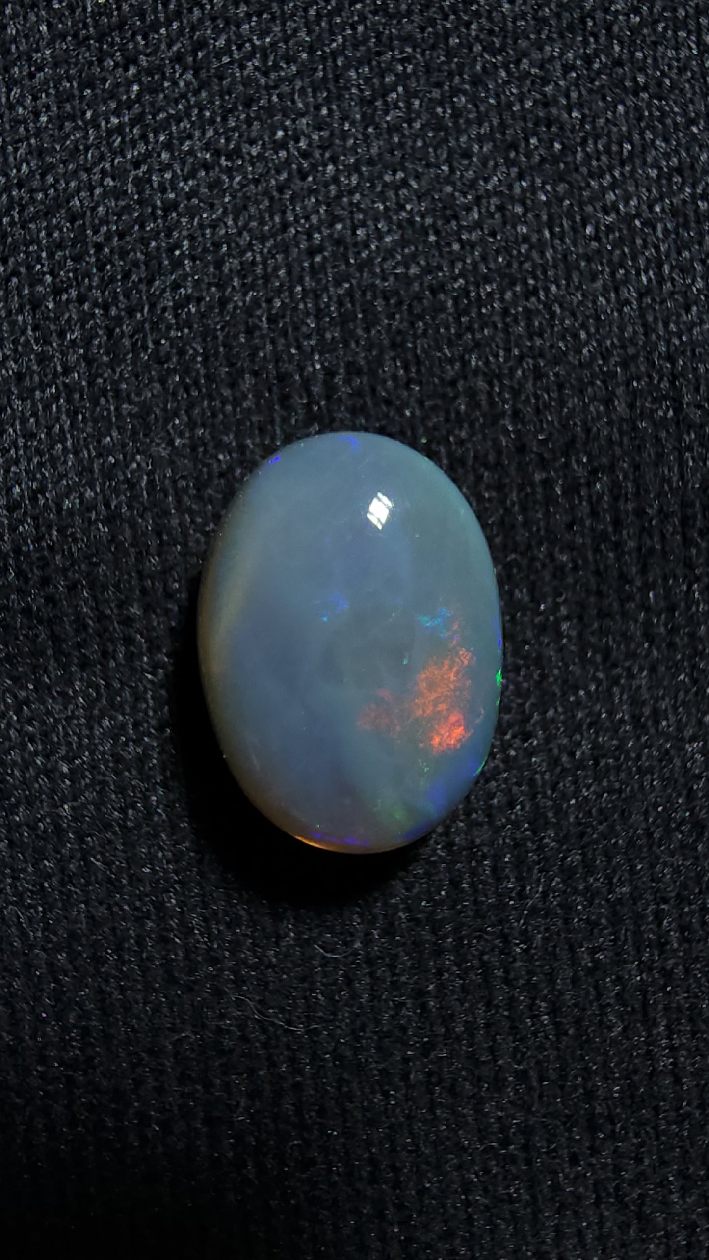 1.55cts Blood Red Flash, Dark Base - Lightning Ridge Solid Opal