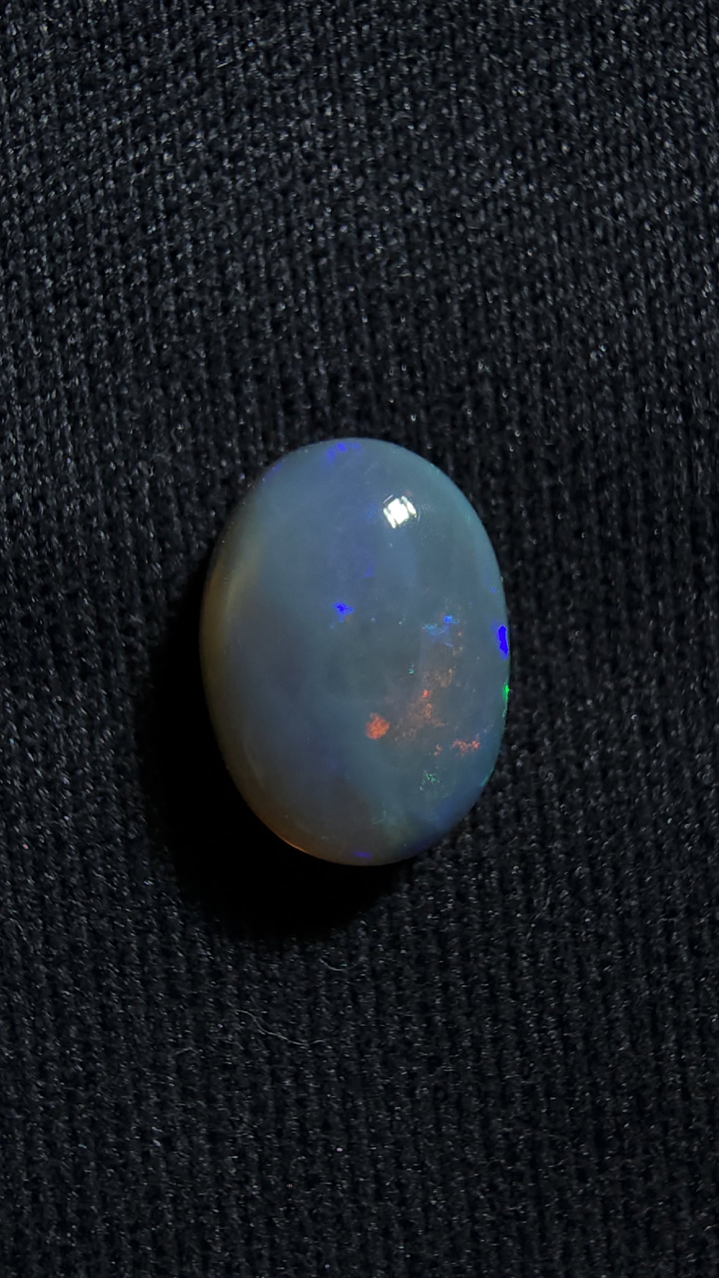 1.55cts Blood Red Flash, Dark Base - Lightning Ridge Solid Opal